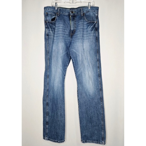 Wrangler Retro Straight Leg Jeans Dark Wash Denim Distressed Mens - Picture 1 of 6